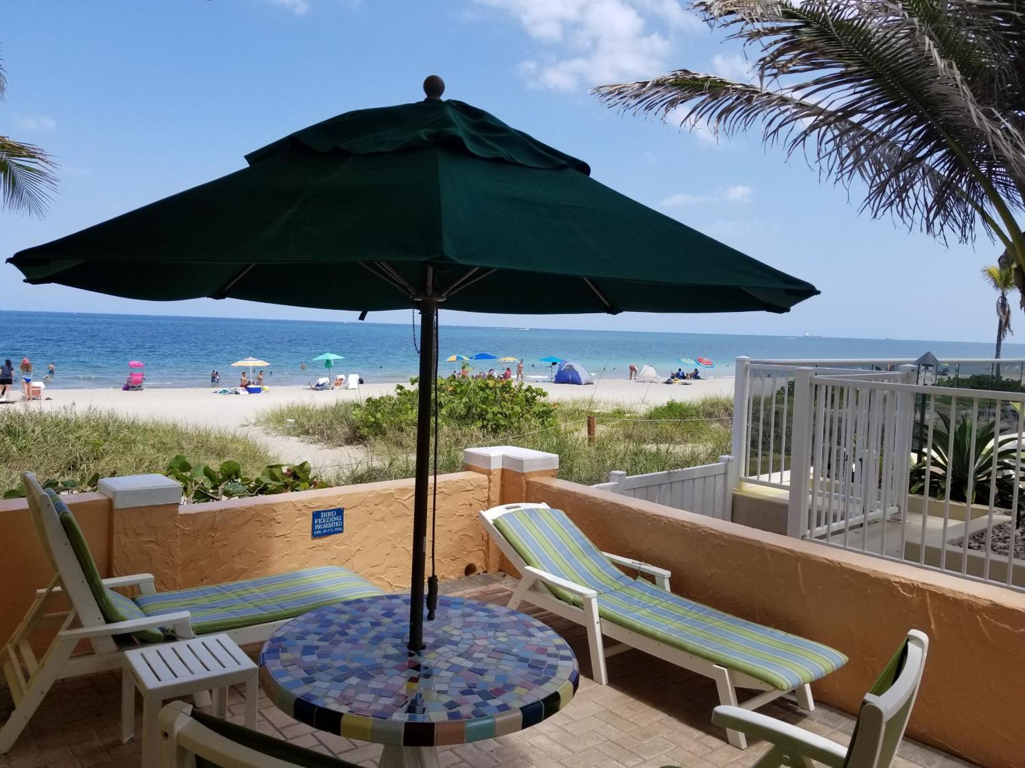 Windjammer Resort And Beach Club Lauderdale-by-the-Sea Exterior photo