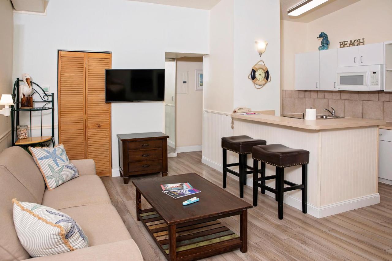 Windjammer Resort And Beach Club Lauderdale-by-the-Sea Room photo